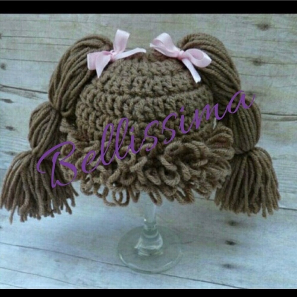 Handmade crochet hat @yayahorne